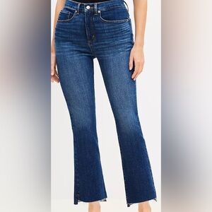 LOFT Curvy Kick Crop Jeanss
